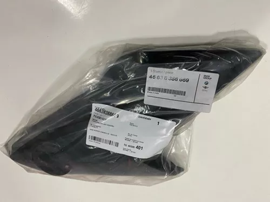 MOLDURA CARENADO IZQ. G310GS