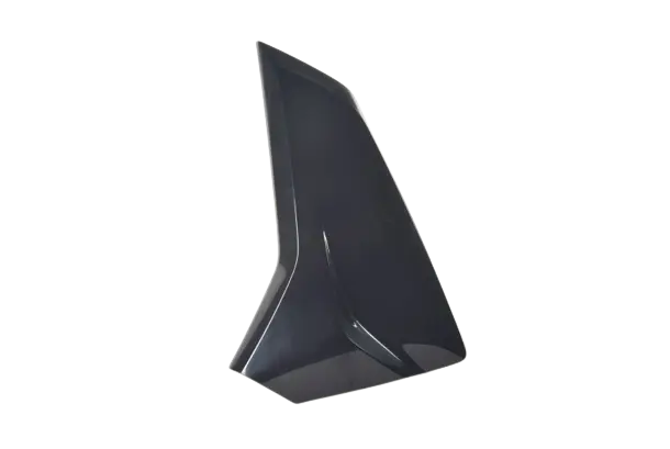 Embellecedor radiador izdo.