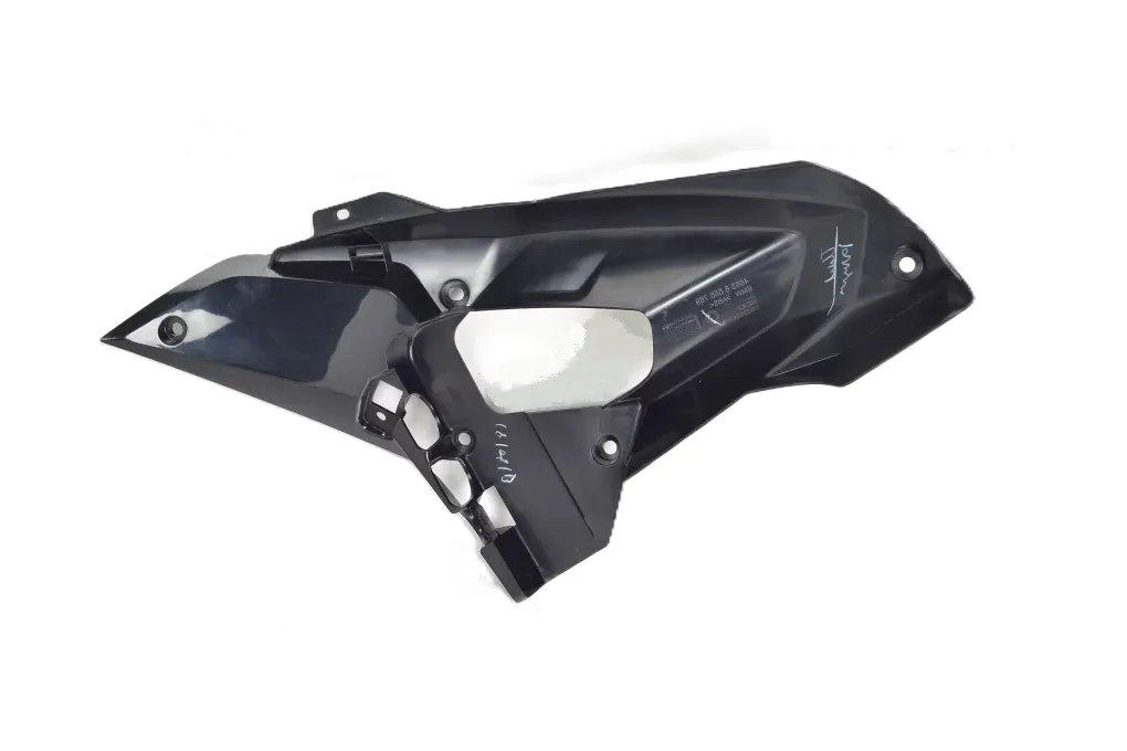 [46638565974] MOLDURA CARENADO DERECHO G310R
